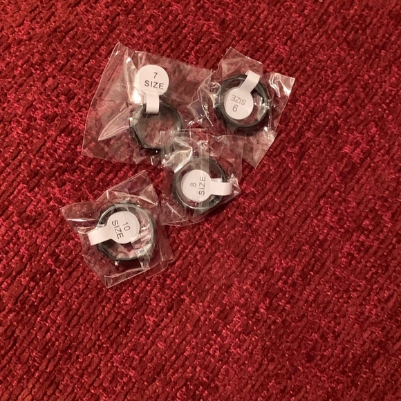 Amazing! Celtic Tungsten ring with blue inlay! NWT - Picture 2 of 3